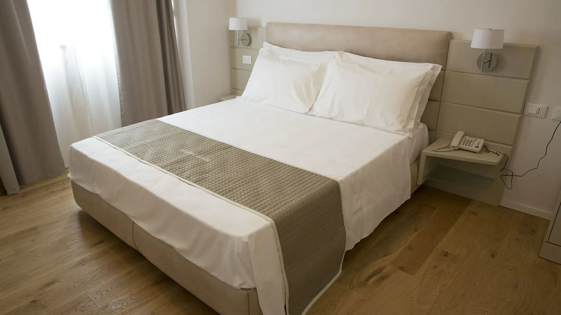 Boutique Hotel Enia Прато